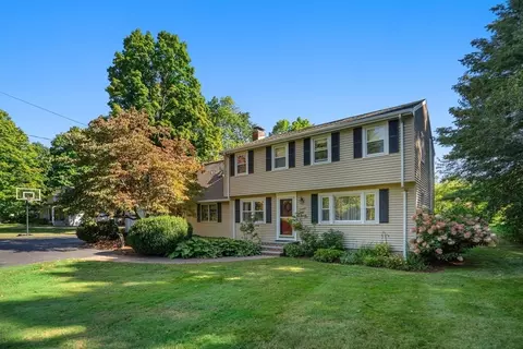188 Haynes Rd, Sudbury, MA 01776