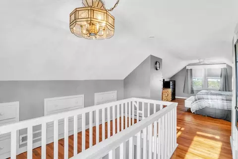 Entry Way - 150 Lang St, Springfield, MA 01104 photo 4 of 4