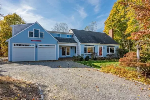 135 Chatham Rd, Harwich, MA 02645