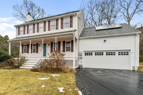 3 Bodio Cir, Milford, MA 01757