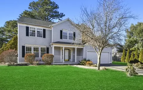 133 Long Duck Pond Rd, Plymouth, MA 02360