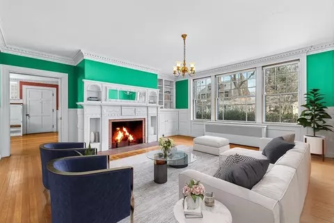 27 Irving St, Brookline, MA 02445 photo 8
