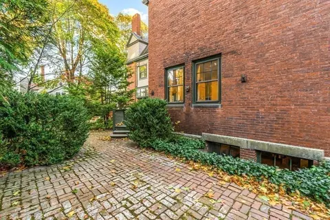 27 Irving St, Brookline, MA 02445 photo 26