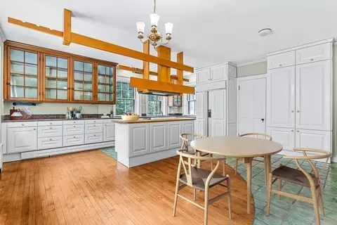 27 Irving St, Brookline, MA 02445 photo 10
