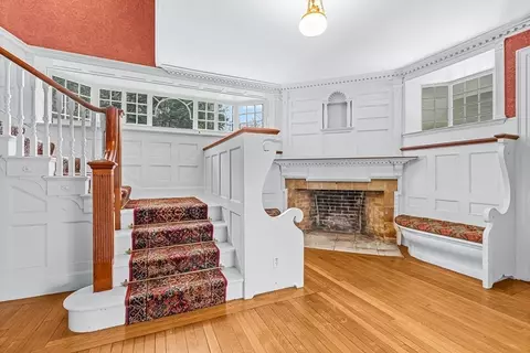27 Irving St, Brookline, MA 02445 photo 5