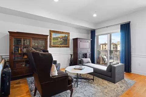 774 E 3rd St #3, Boston, MA 02127 photo 12