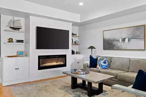 774 E 3rd St #3, Boston, MA 02127 photo 18