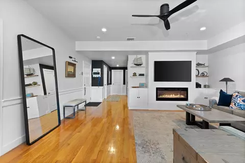 774 E 3rd St #3, Boston, MA 02127 photo 16