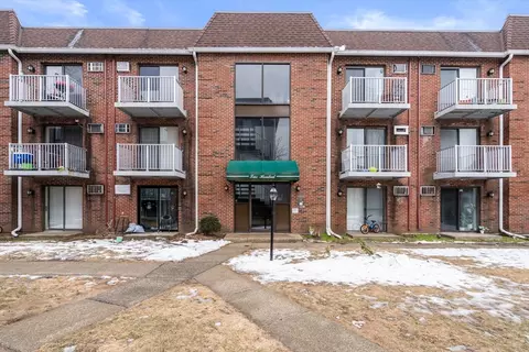 1186 Worcester #230, Framingham, MA 01702
