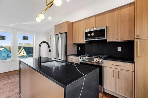 4 Sargent St #3, Boston, MA 02125