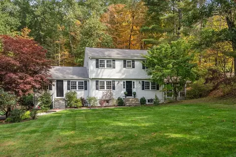 22 Goulding St E, Sherborn, MA 01770