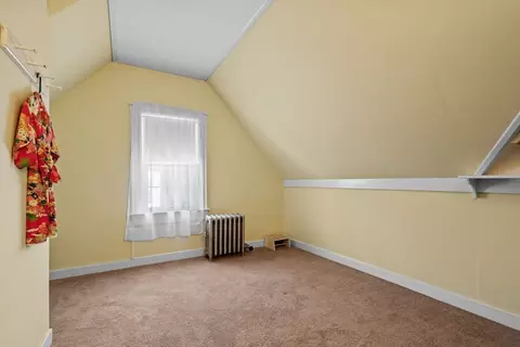 Bedroom - 7 Roosevelt St, Maynard, MA 01754 photo 3 of 4