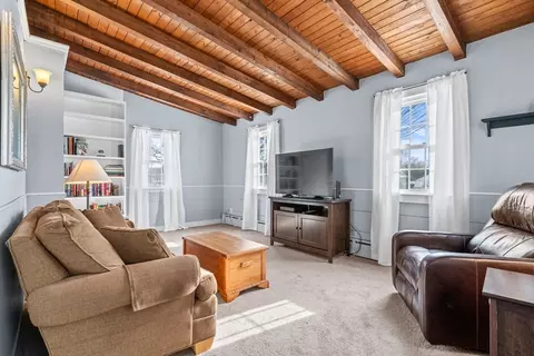 Living - 7 Roosevelt St, Maynard, MA 01754 photo 1 of 2
