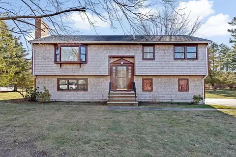 131 Free St, Hingham, MA 02043