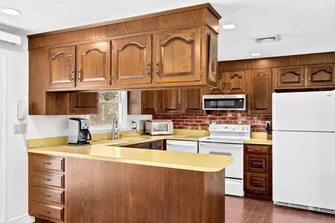 131 Free St, Hingham, MA 02043 photo 15