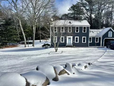 5 Ellis Cir, Sandwich, MA 02537