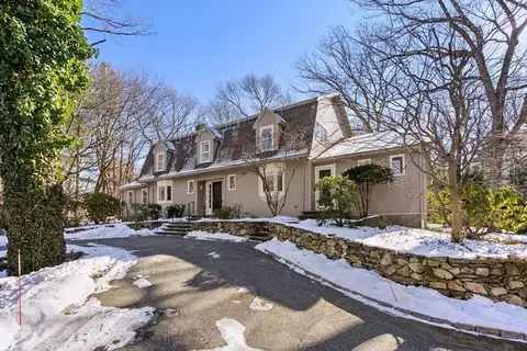 11 Trailside Rd, Weston, MA 02493 photo 1
