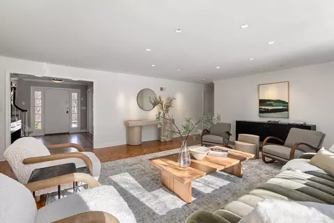 11 Trailside Rd, Weston, MA 02493 photo 4
