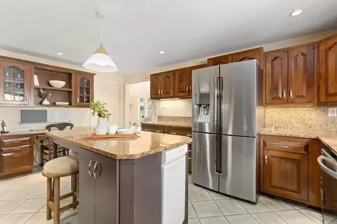 11 Trailside Rd, Weston, MA 02493 photo 12
