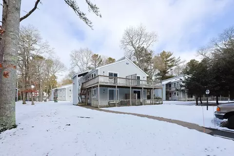 70 Cape Dr #8C, Mashpee, MA 02649 photo 2