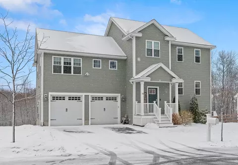 14 Nurse Way, Salem, MA 01970