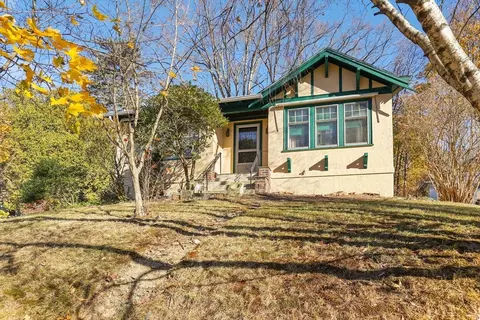 34 Randolph Rd, Worcester, MA 01606