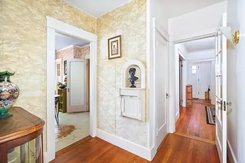 Entry Way - 34 Randolph Rd, Worcester, MA 01606 photo 3 of 3