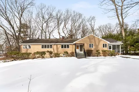 5 Philip Rd, Lexington, MA 02421