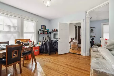 Entry Way - 41 Eureka St, Worcester, MA 01603 photo 1 of 2