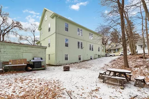 Exterior - 41 Eureka St, Worcester, MA 01603 photo 5 of 5