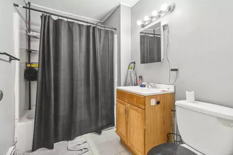 Bath - 41 Eureka St, Worcester, MA 01603 photo 1 of 2