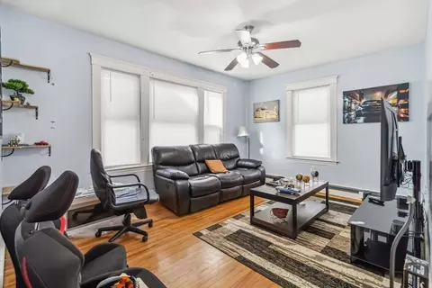 Living - 41 Eureka St, Worcester, MA 01603 photo 2 of 4