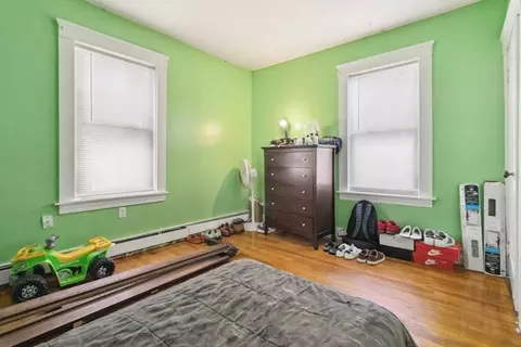 Bedroom - 41 Eureka St, Worcester, MA 01603 photo 1 of 11