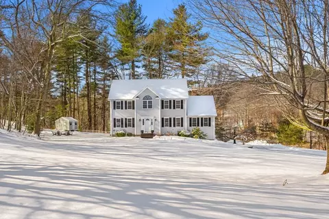22 Sawtell Dr, Groton, MA 01450