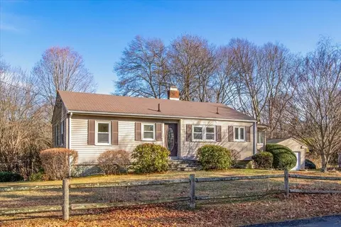 75 Bruce Rd, Walpole, MA 02081
