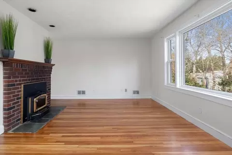 75 Bruce Rd, Walpole, MA 02081 photo 12