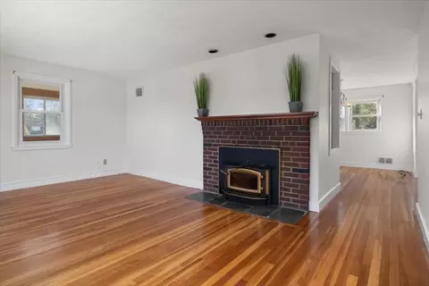 75 Bruce Rd, Walpole, MA 02081 photo 13