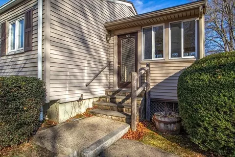 75 Bruce Rd, Walpole, MA 02081 photo 3