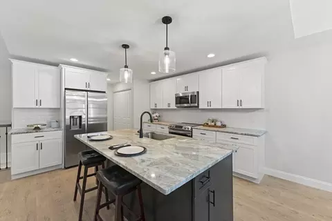 17 Nicols Way #17, Easthampton, MA 01027 photo 5