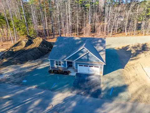 17 Nicols Way #17, Easthampton, MA 01027 photo 32