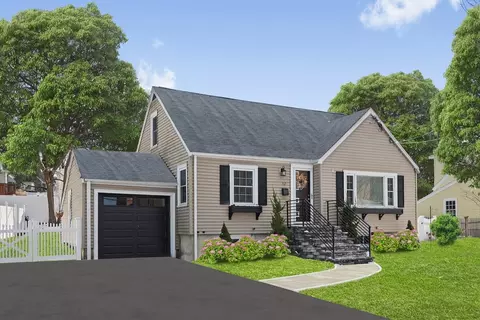 167 Beal Rd, Waltham, MA 02453