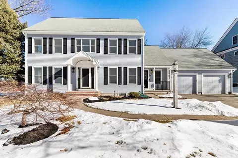 49 Earl St, Lexington, MA 02421