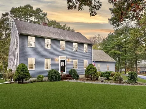 87 Doctor Braley Rd, Freetown, MA 02717