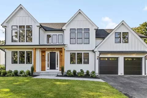 267 Rosemary St, Needham, MA 02494
