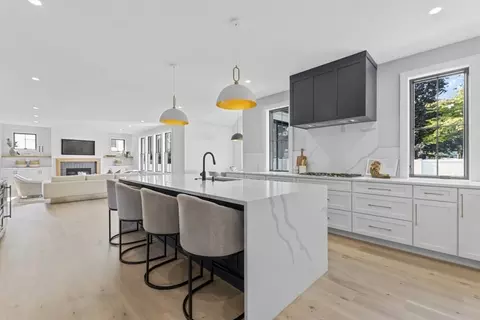 267 Rosemary St, Needham, MA 02494 photo 9