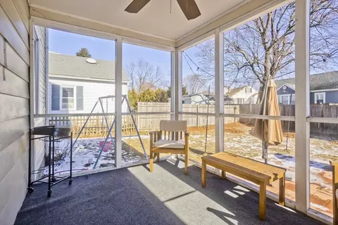 Exterior - 105 Oregon St, Springfield, MA 01118 photo 3 of 5