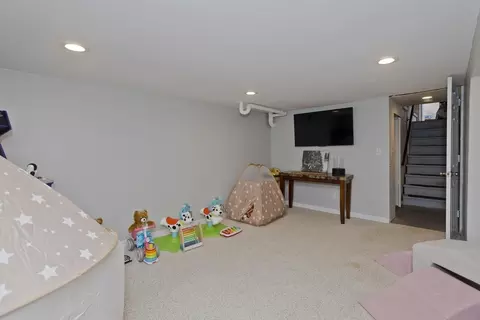 Other - 105 Oregon St, Springfield, MA 01118 photo 9 of 10