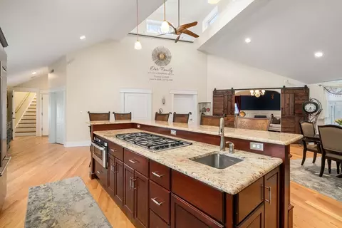 Kitchen - 242 Boston Rd, Sutton, MA 01590 photo 3 of 5