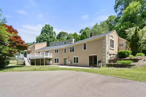 Exterior - 242 Boston Rd, Sutton, MA 01590 photo 5 of 5