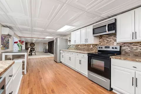 Kitchen - 242 Boston Rd, Sutton, MA 01590 photo 5 of 5